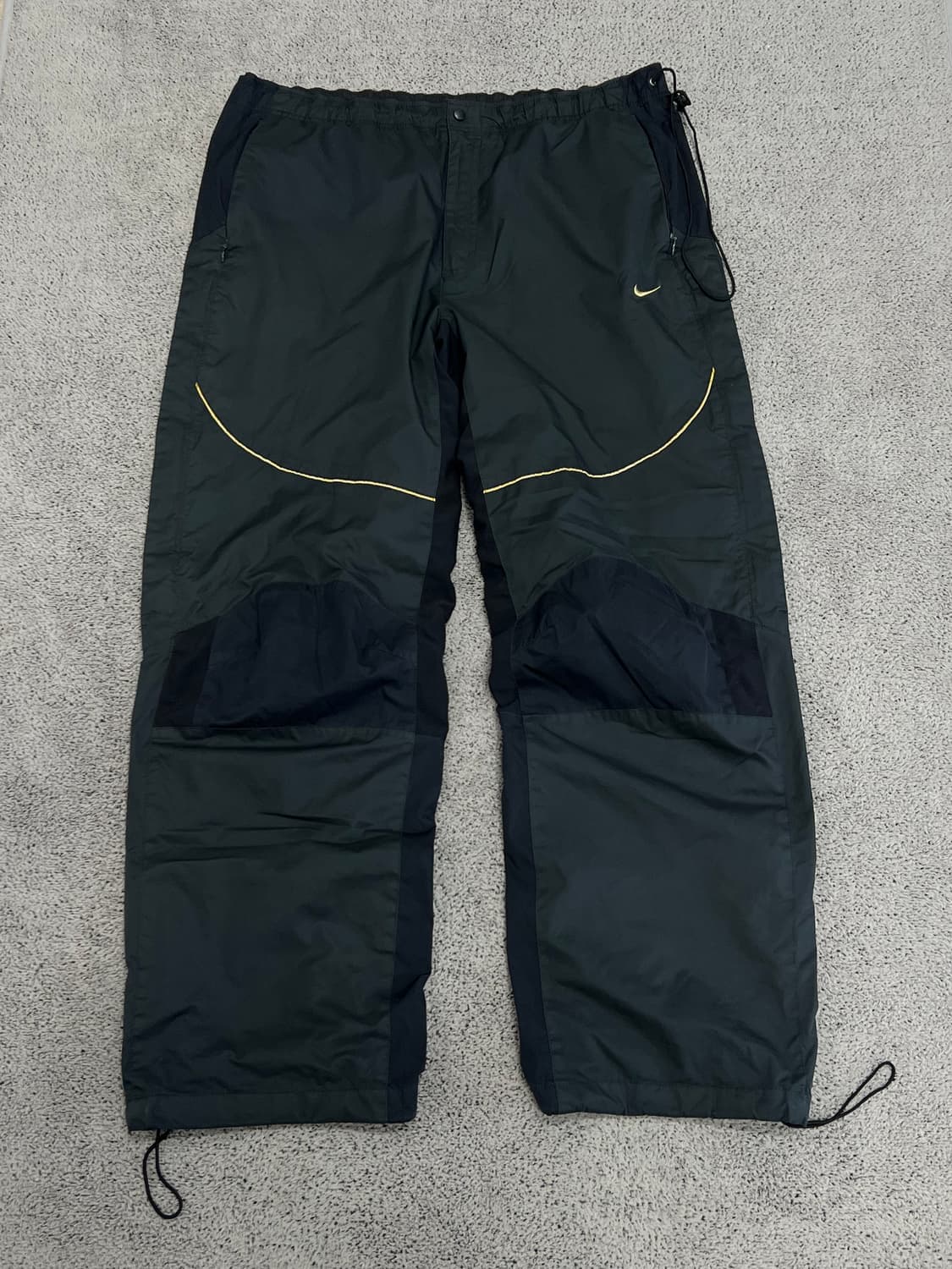 (XL) 나이키 05‘s 올드스쿨 우븐 트랙 셋업 검/골 상품이미지5