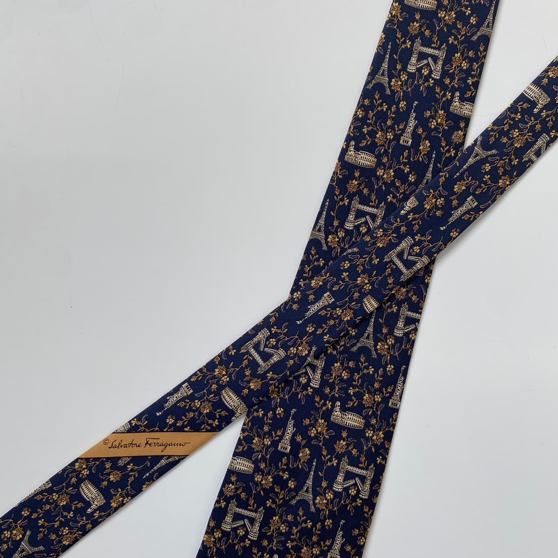 페레가모(Ferragamo) 명품 정품 넥타이 상품이미지4