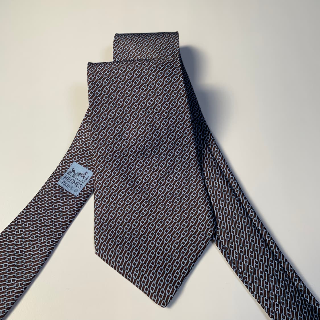 에르메스(HERMES) H로고 기하학적패턴 명품넥타이 A+등급 9.3cm 상품이미지10