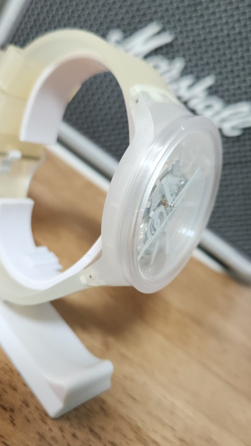 # 스와치 빅볼드 투명 화이트 SO27E106 시계 급처 / 빅페이스 상품이미지5