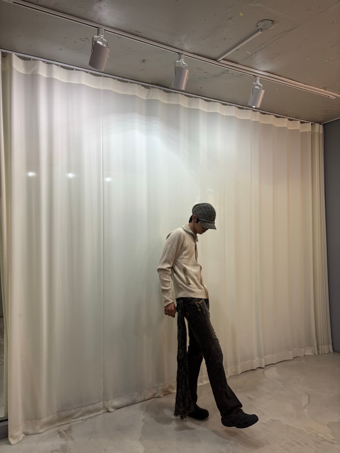 “Takeo Kikuchi” Beige Minimal Mood Knit  상품이미지3