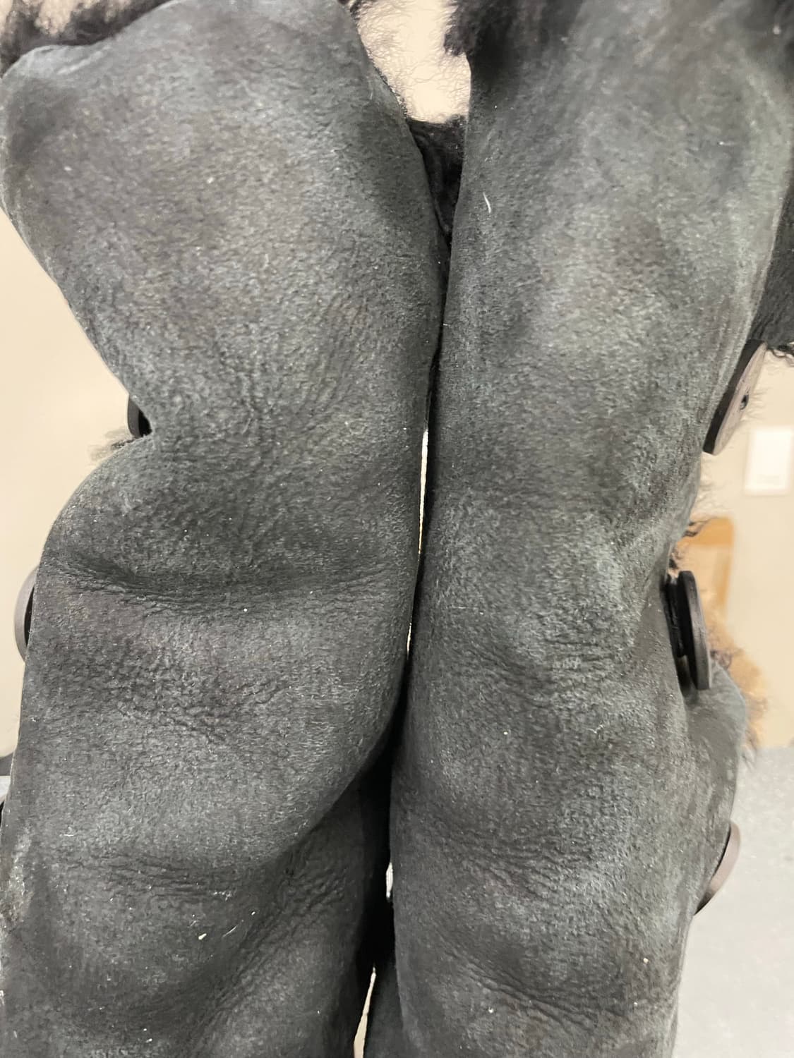 어그 베일리버튼 트리플릿2 250 상품이미지8