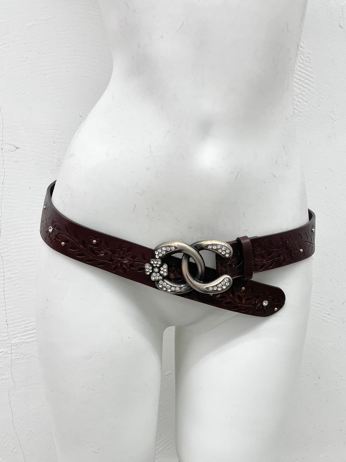 리얼레더 오리엔탈 큐빅 버클 벨트 상품이미지1