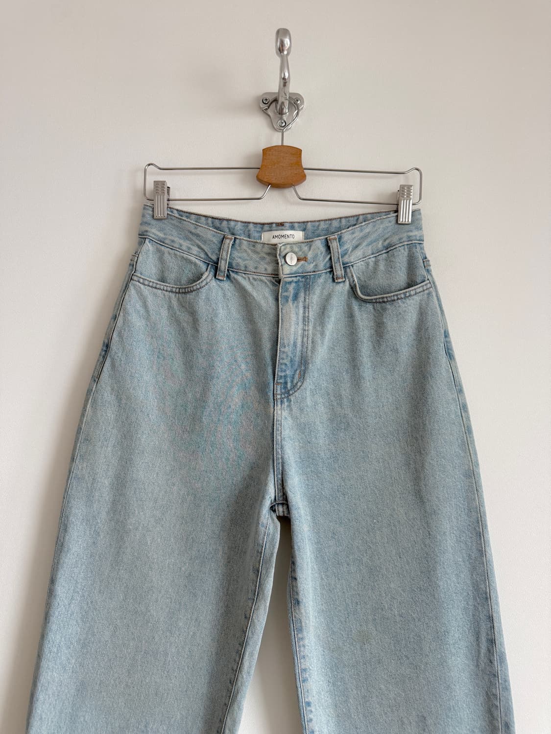 아모멘토(AMOMENTO) 연청 데님(얼룩 있음) 상품이미지2