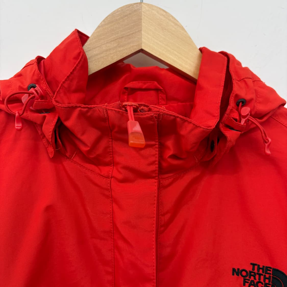 노스페이스 레드 바람막이 후드 자켓 남성 M 상품이미지4