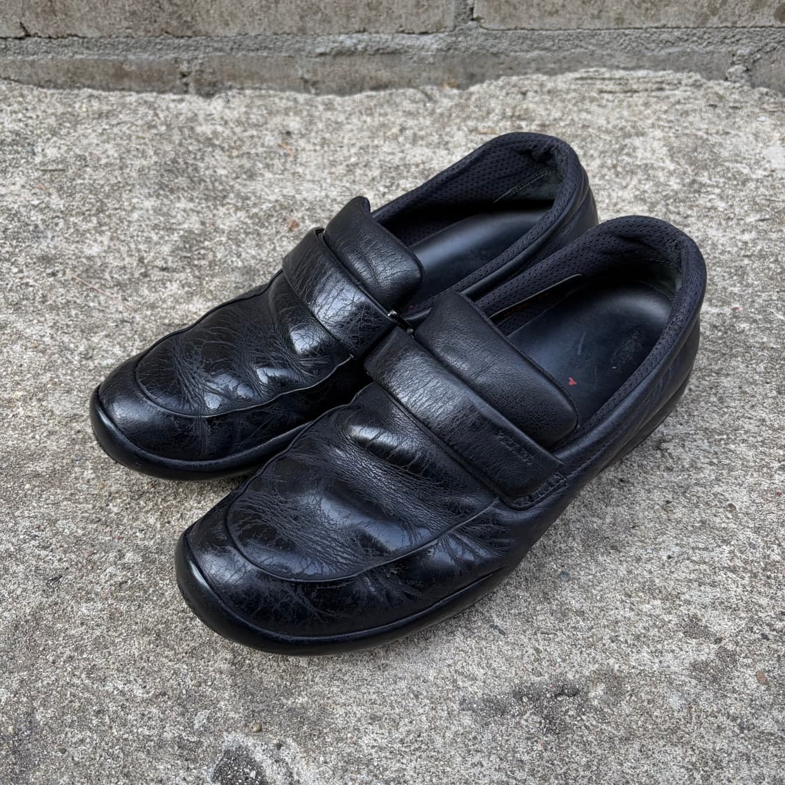 프라다 스포츠 버클 벨크로 스니커즈 상품이미지3