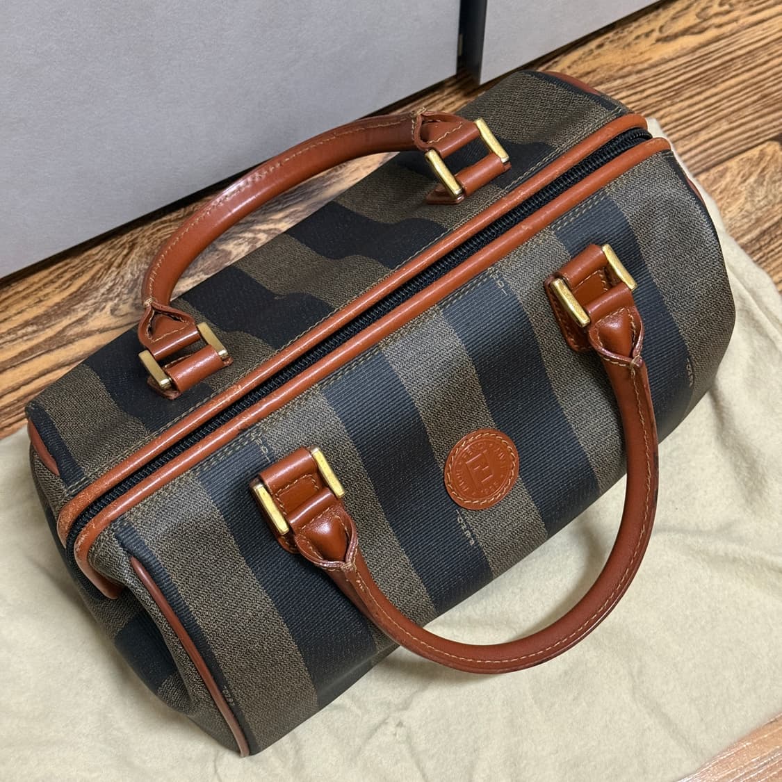 펜디 보스턴백 상품이미지2