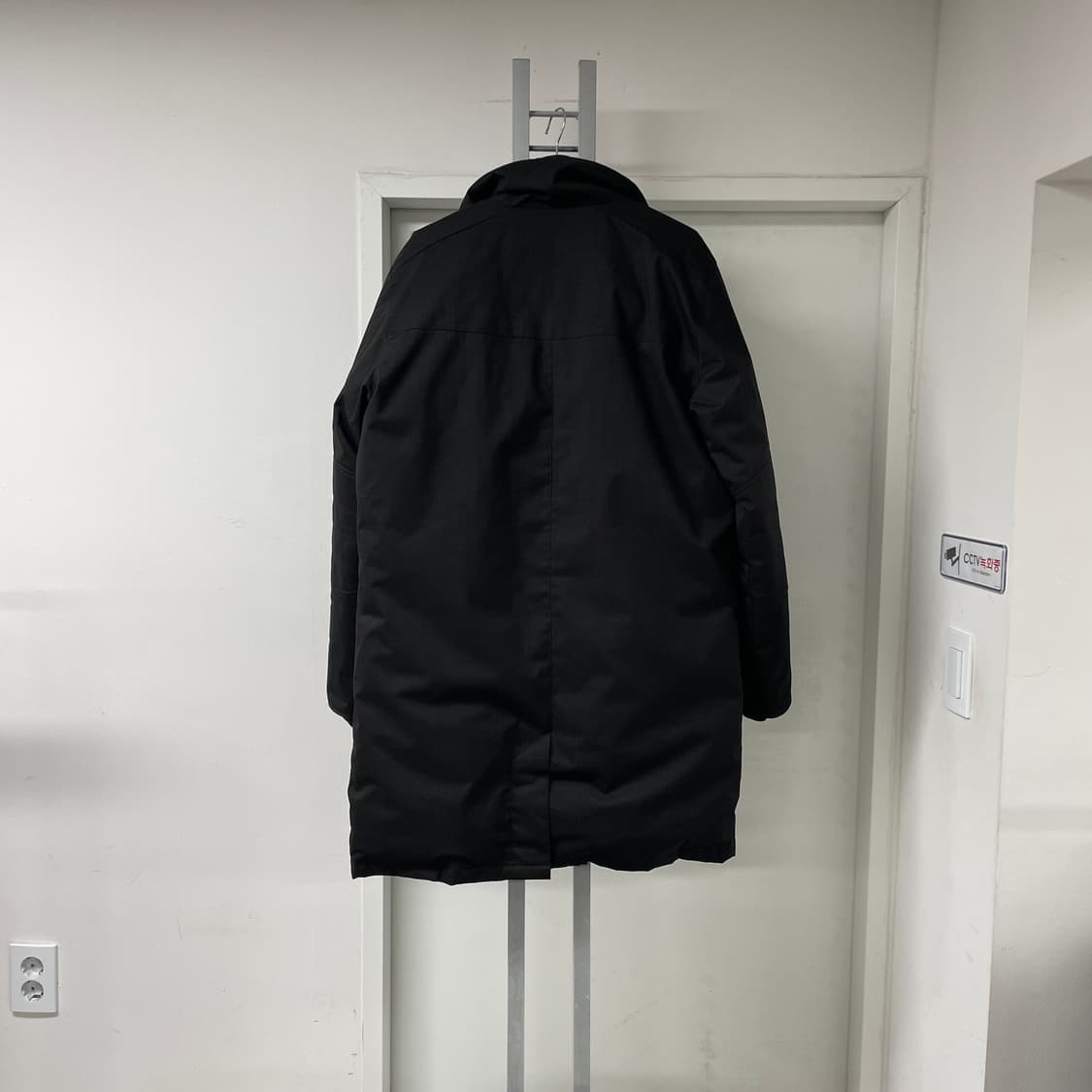 캐나다구스 브란타 블랙라벨 패딩 L 상품이미지7