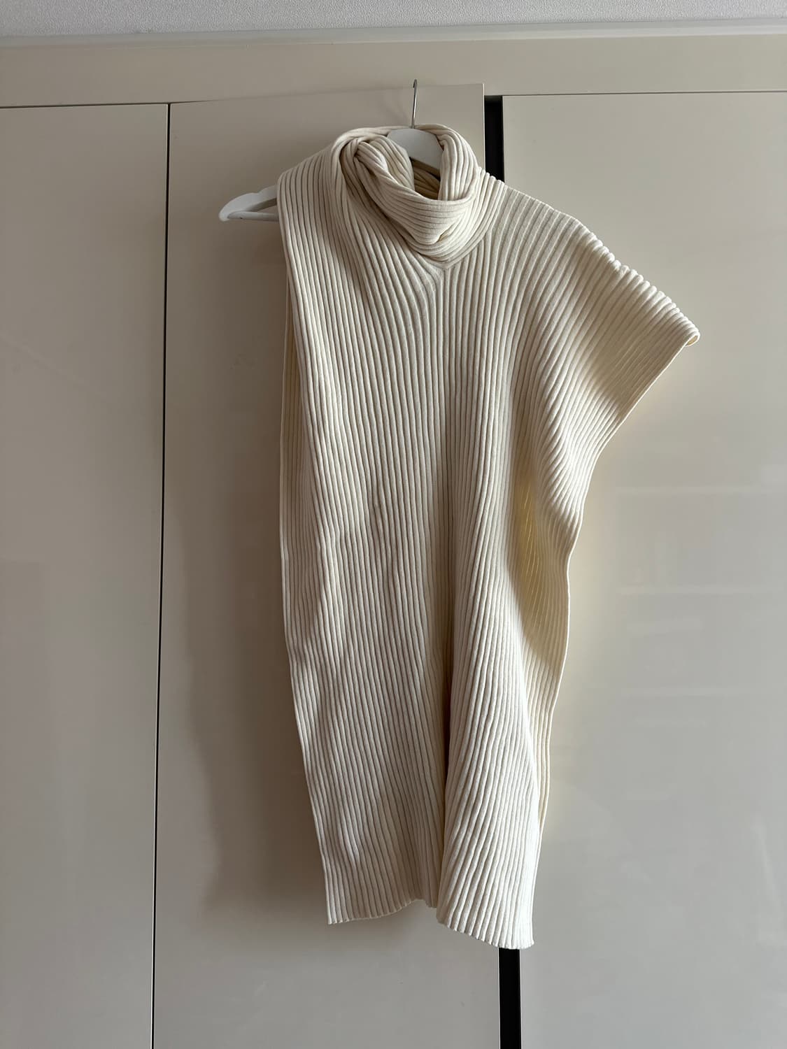 Cos 넥워머 상품이미지1