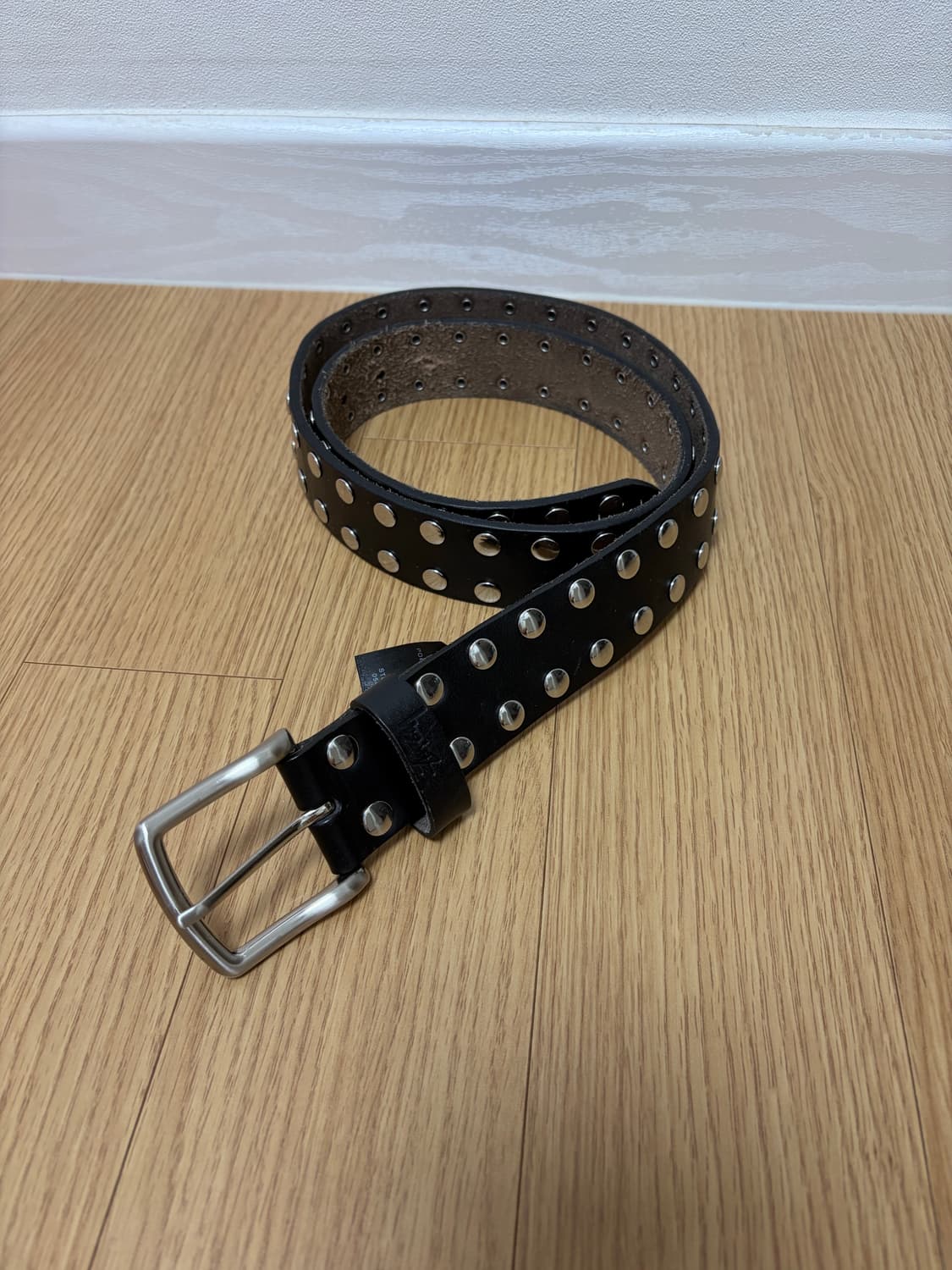 스투시 8볼 스터드 벨트 상품이미지1