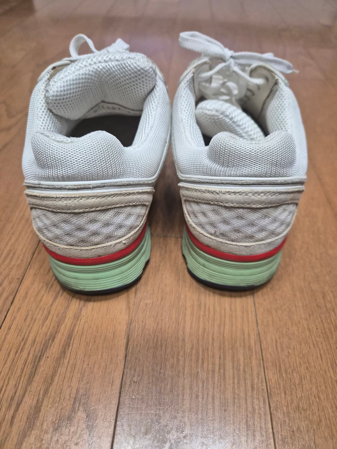 (정품) 샤넬 크루즈 스니커즈 35.5사이즈 (명품 여자 운동화 신발) 상품이미지4