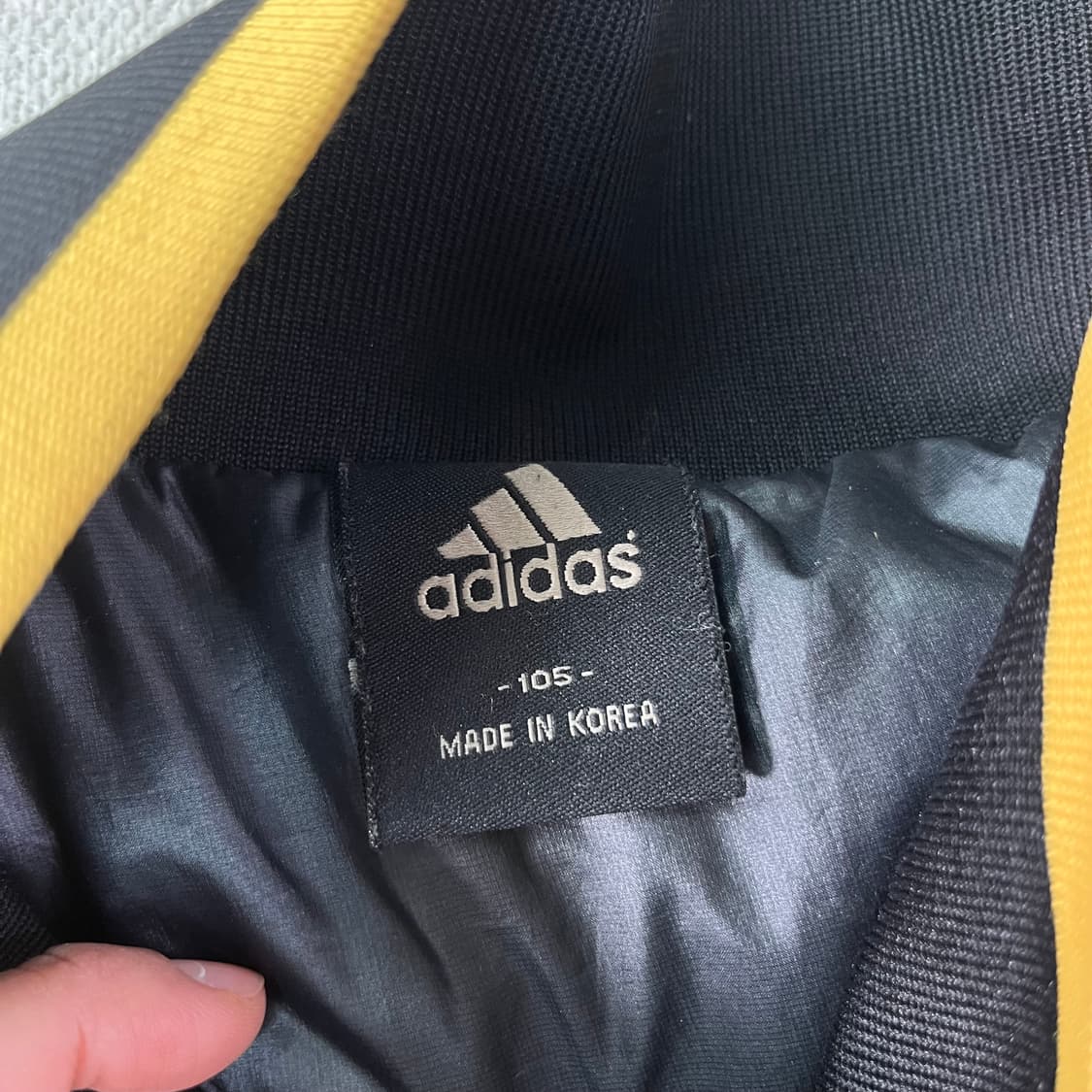 105 아디다스 레알마드리드 삼선 구스다운 패딩 상품이미지4