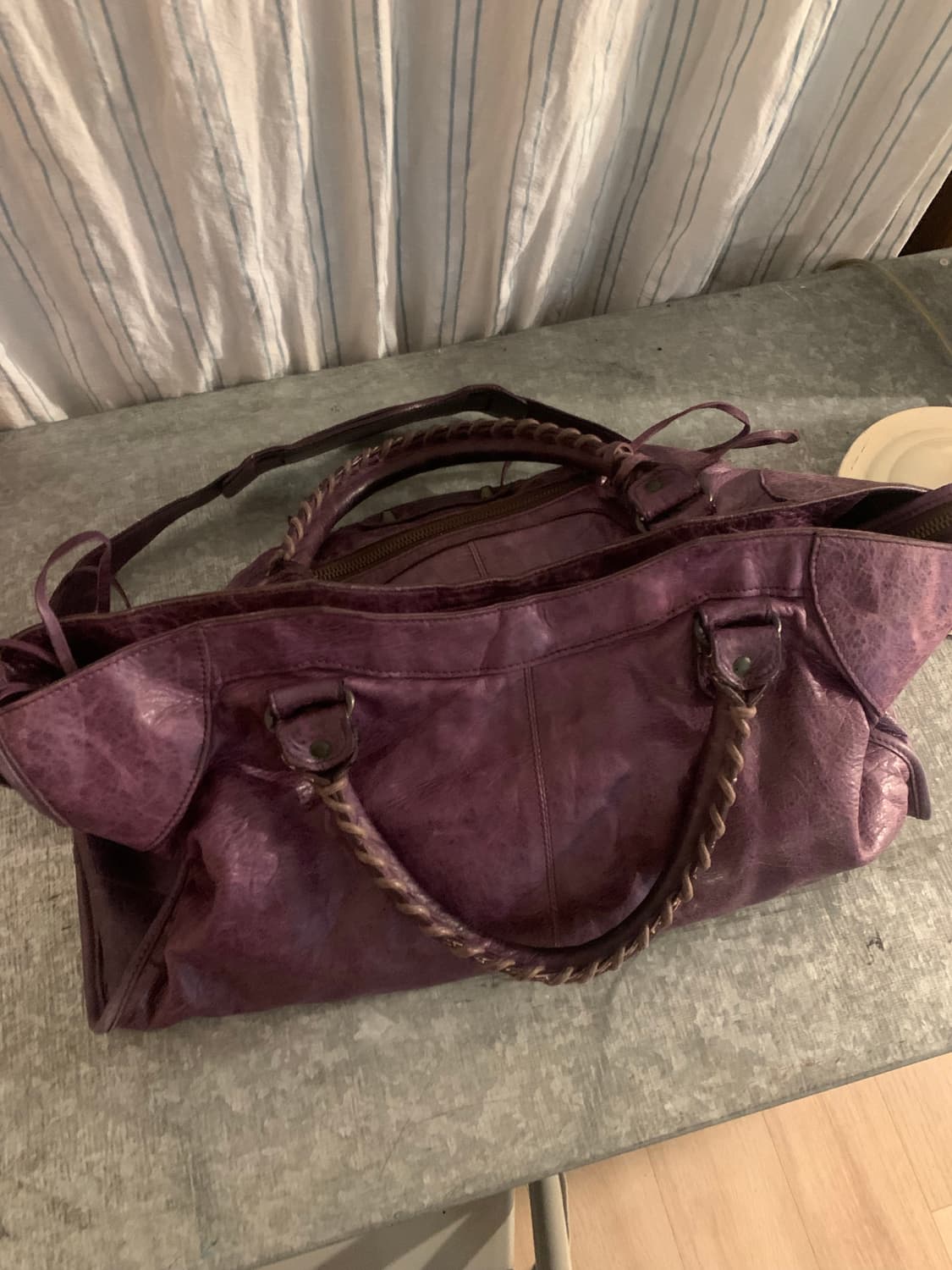 발렌시아가 모터백 상품이미지2