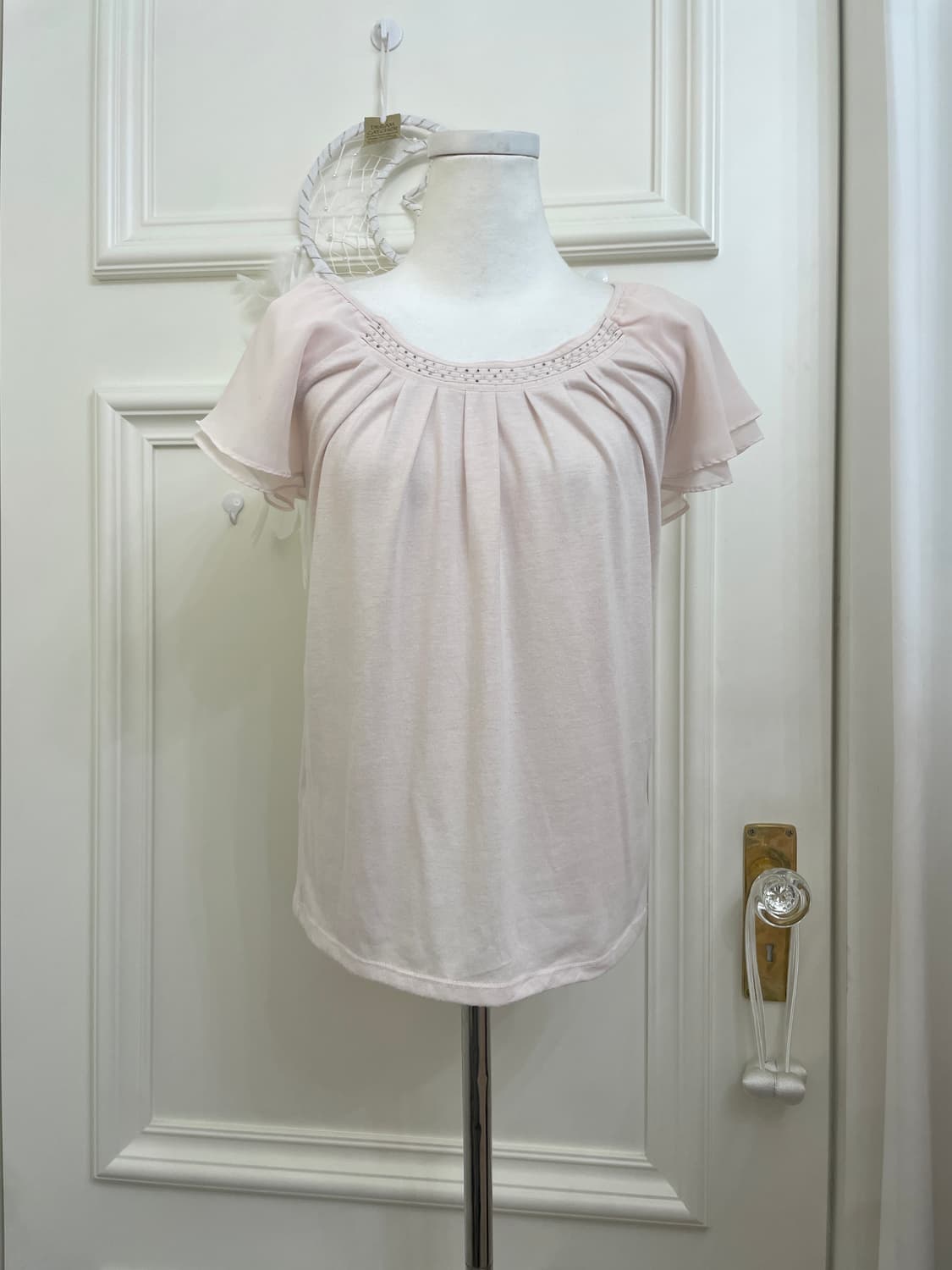 sheer pink pleats beads point top 상품이미지1