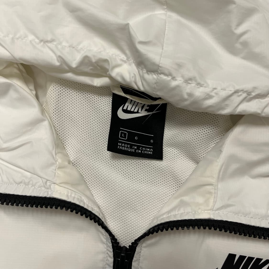 Nike black white Windrunner windbreaker 상품이미지6