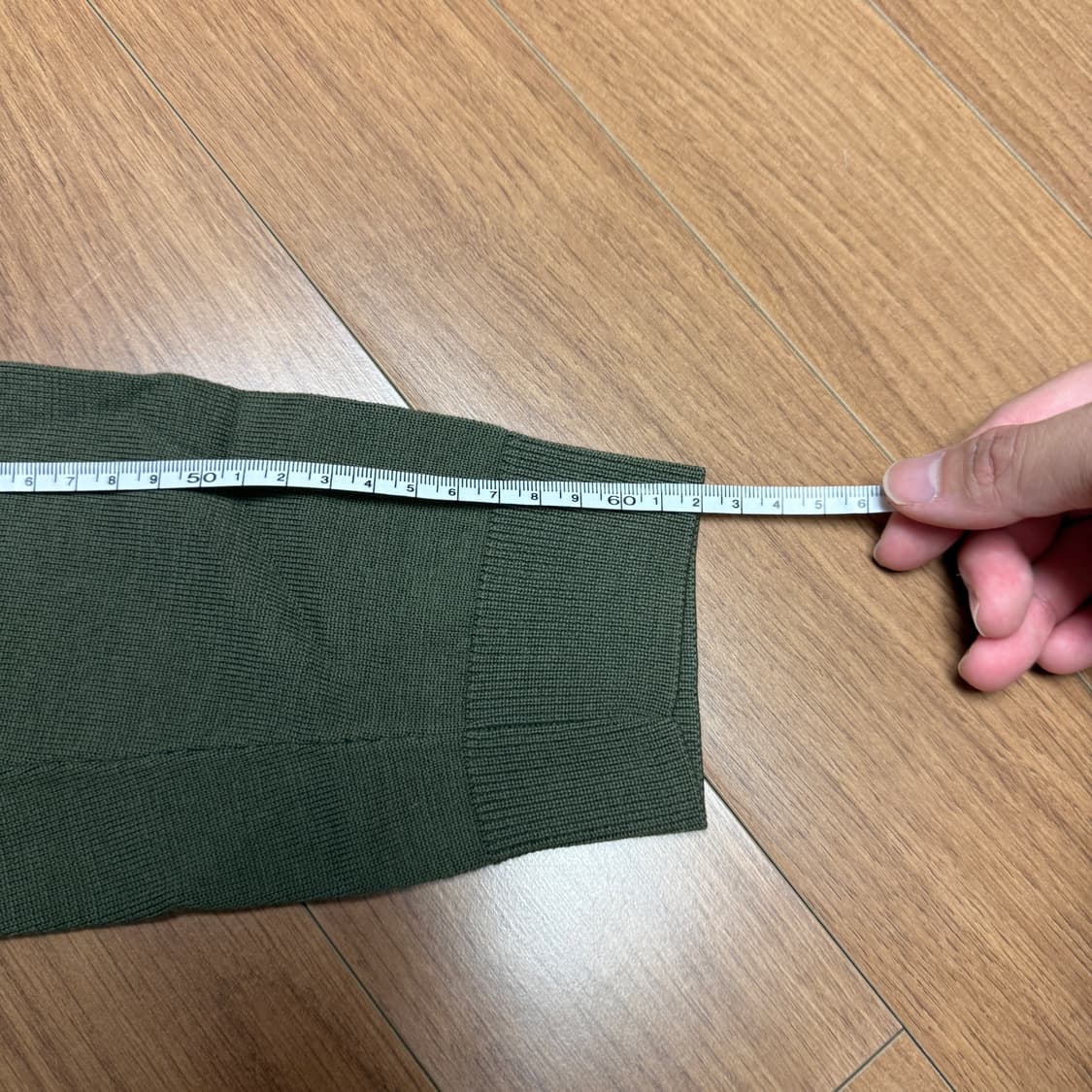 긴팔 니트 스웨터 카키색 s사이즈 상품이미지7