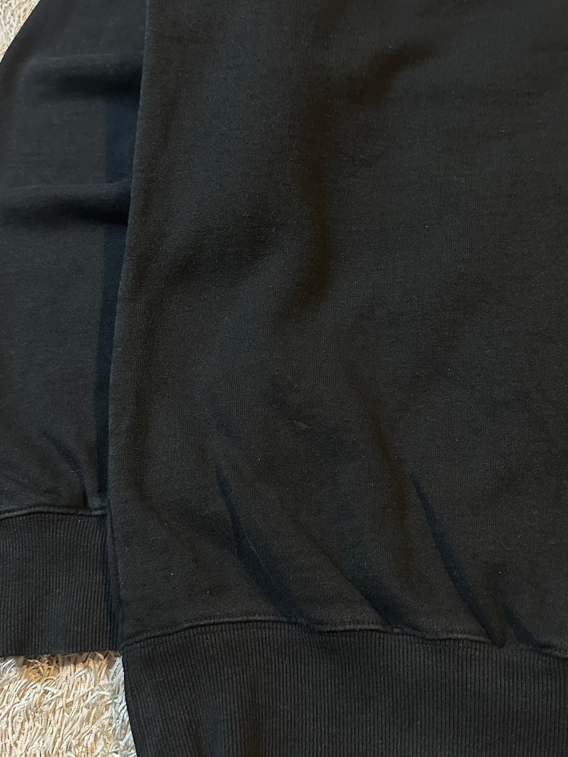 디스이즈네버댓 스펠아웃 아치로고 맨투맨 블랙 상품이미지4