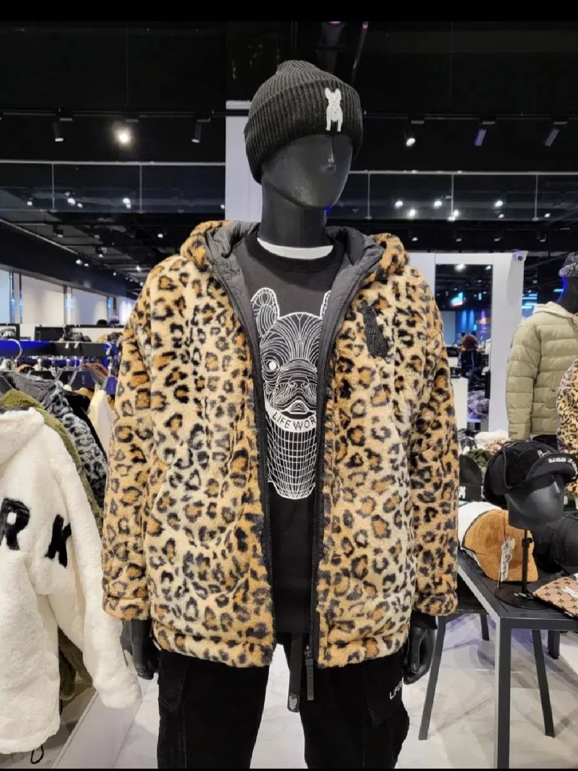 남성 라이프워크  레오파드후드 리버시블 롱패딩L 상품이미지1