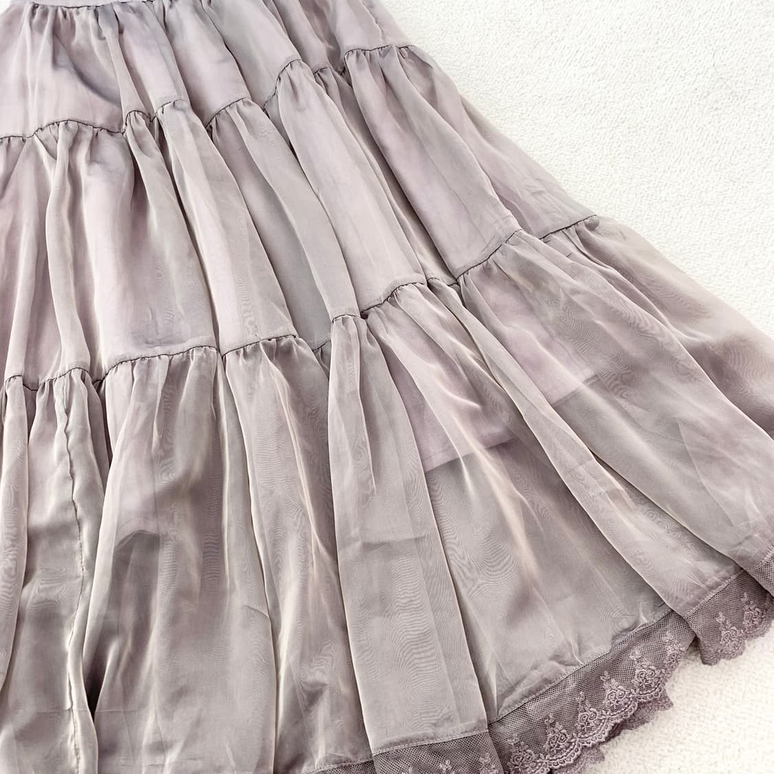 엑시즈팜 ♥ 몽환 오로라빛 레이스 롱 스커트 상품이미지4