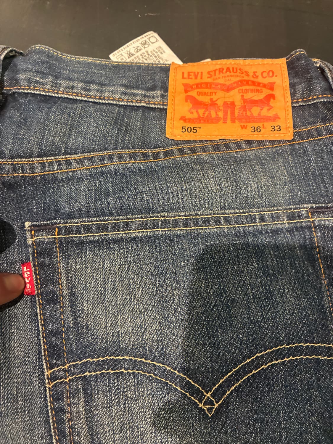 36) 리바이스 505 워싱 데님 상품이미지4