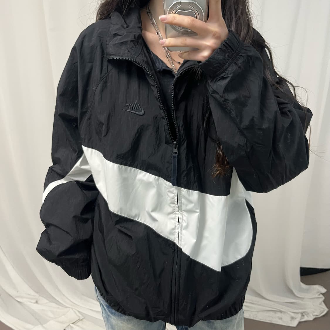 Nike Black Big Swoosh Windbreaker 상품이미지3