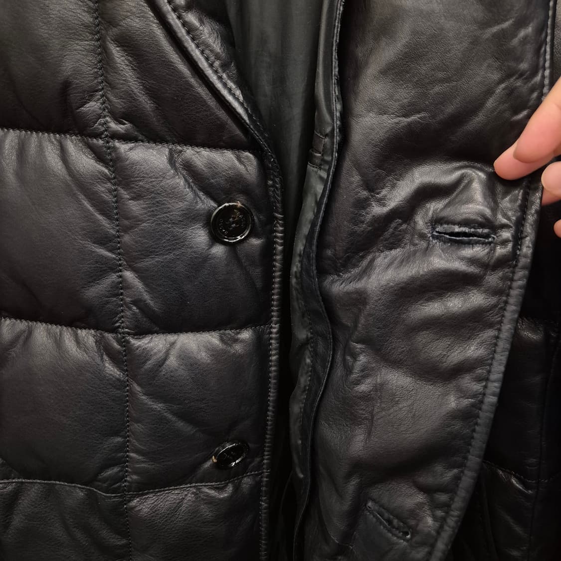 바쏘 옴므 가죽 퀄팅 패딩 코트 110 상품이미지4