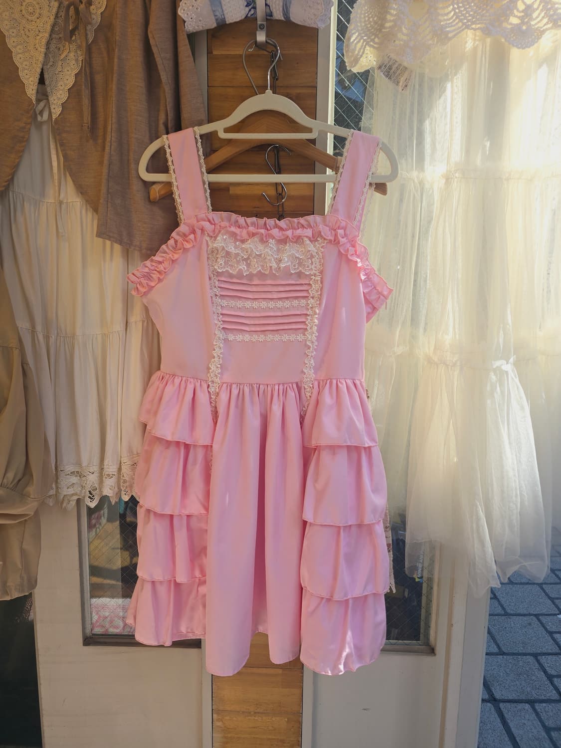 바디라인 아일렛 원피스 상품이미지1