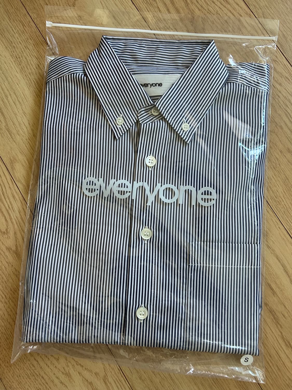 everyone tokyo 스트라이프 버튼 다운 셔츠 새제품1L 상품이미지5