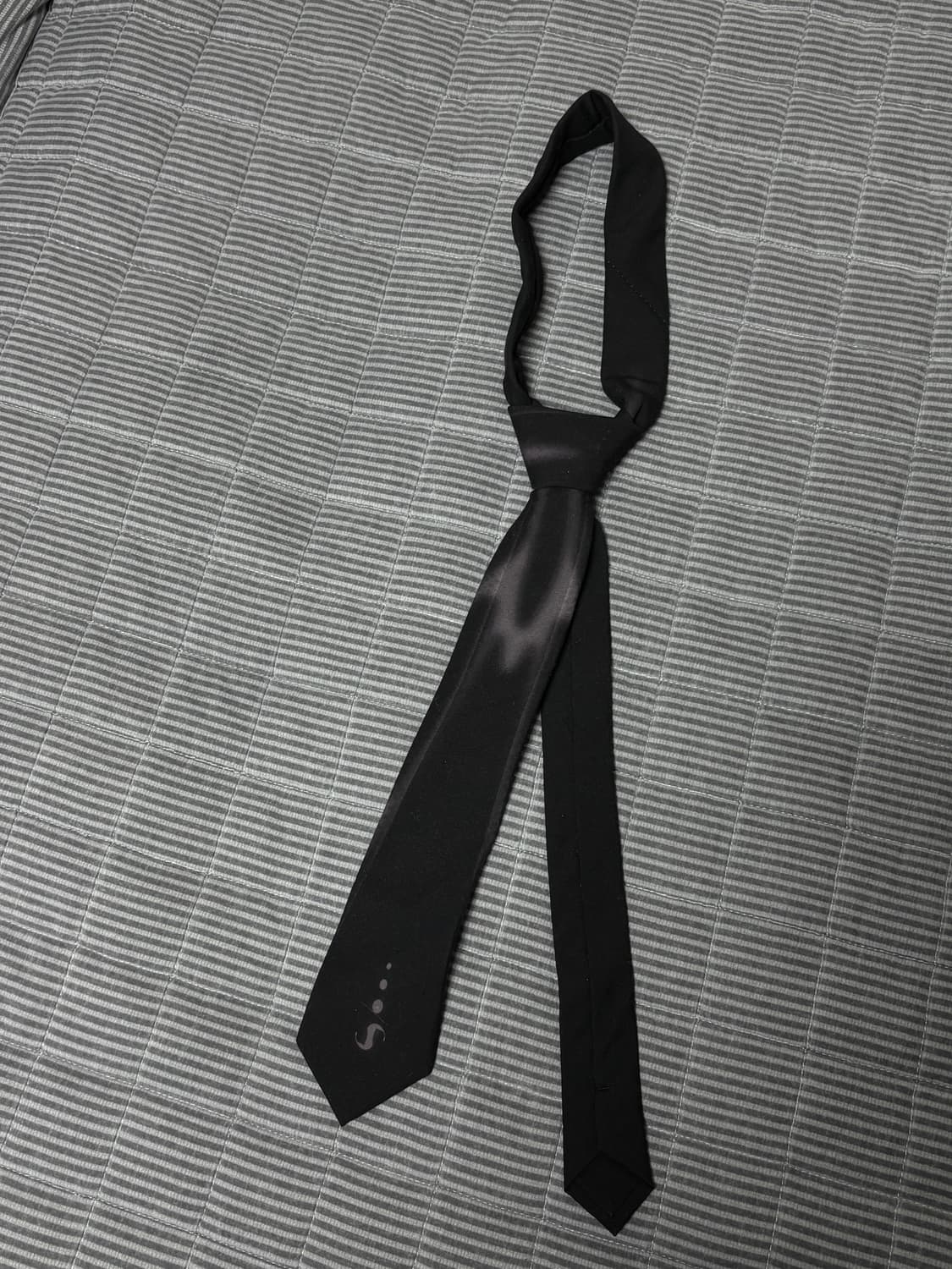 오호스 ojos 그래픽 타이 상품이미지1