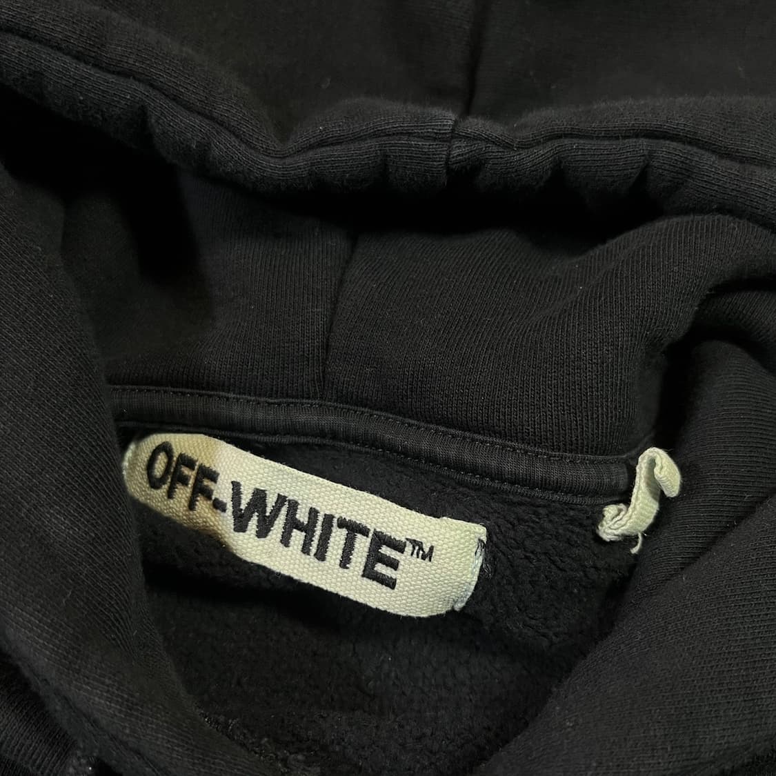 오프화이트 에로우 후드티 상품이미지4