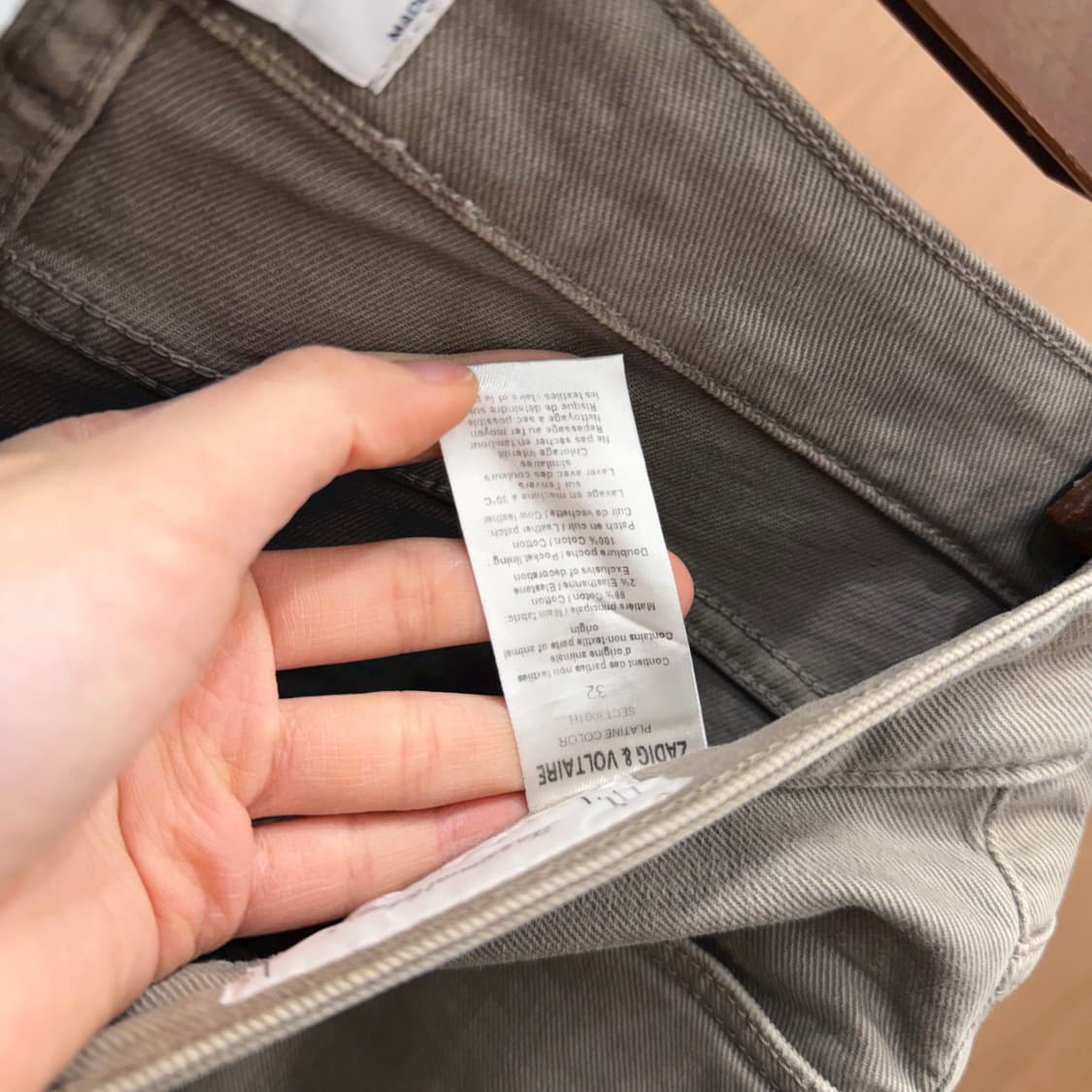 쟈딕 앤 볼테르 팬츠 워싱 스크래치 해골 스터드 슬림 테이퍼드핏 베이지 상품이미지8