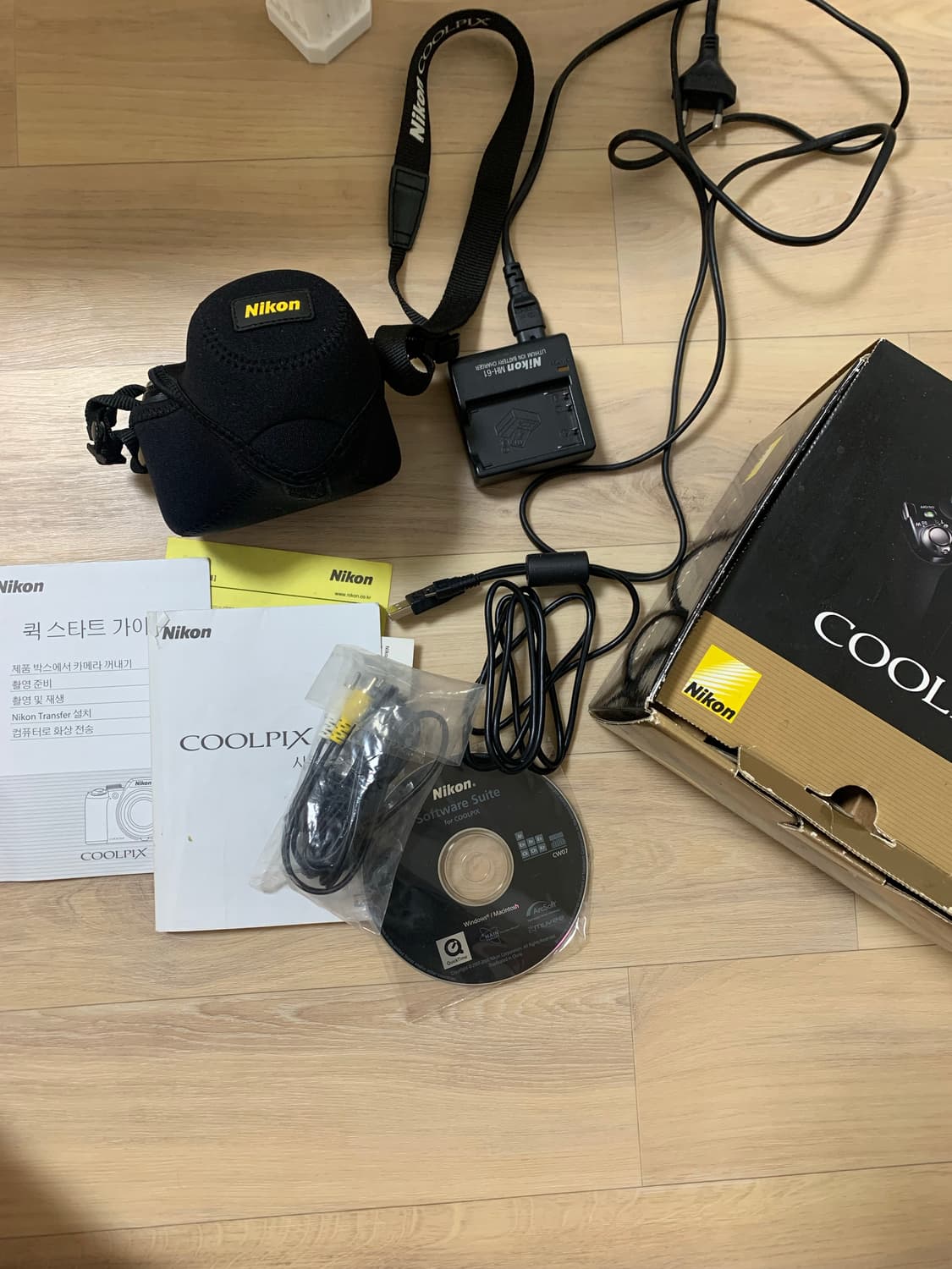 니콘 쿨픽스 P9O 디카  (NIKON COOLPIX P90) 상품이미지1