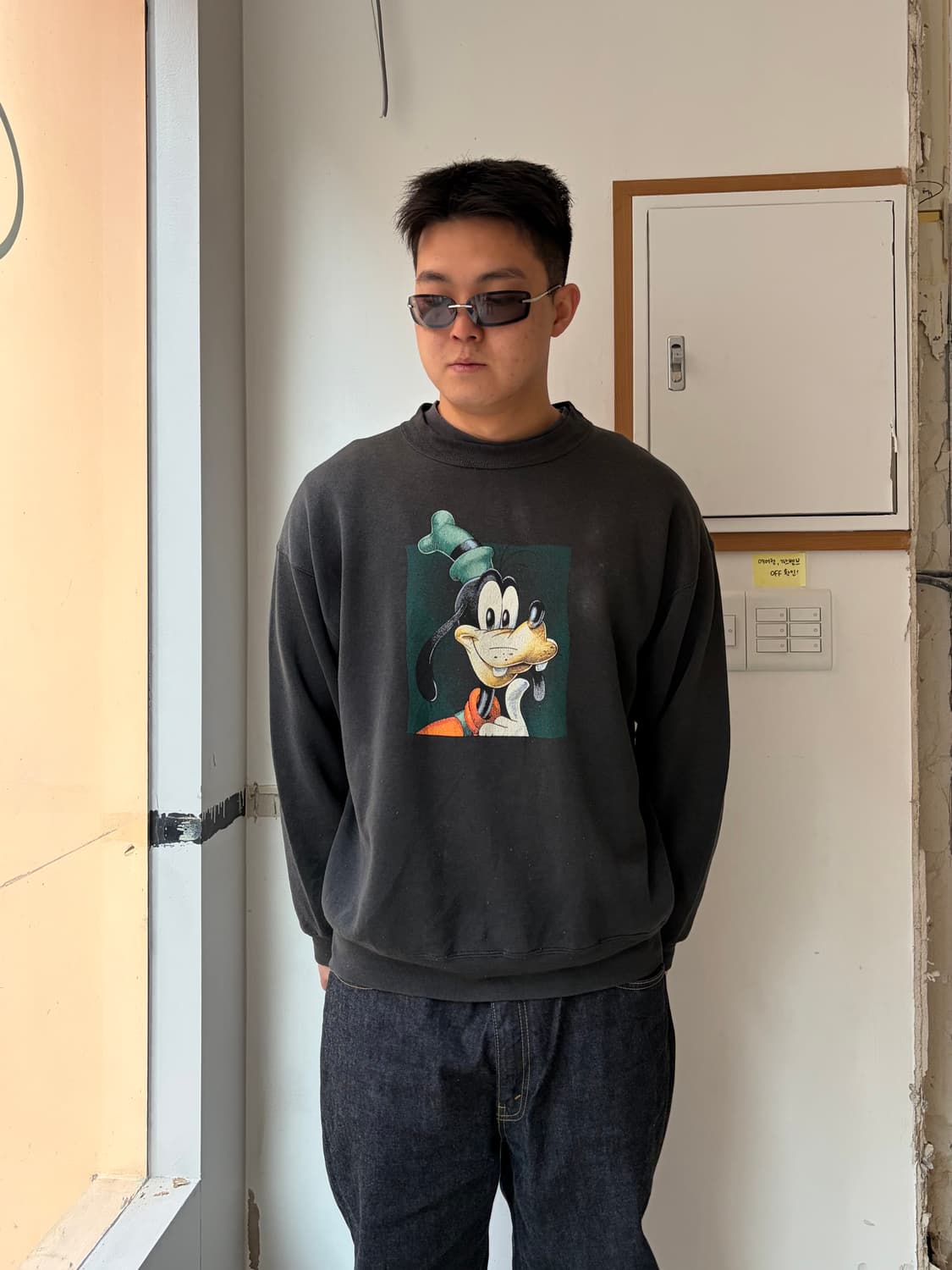 90’s Disney Goofy logo faded sweatshirt  상품이미지2