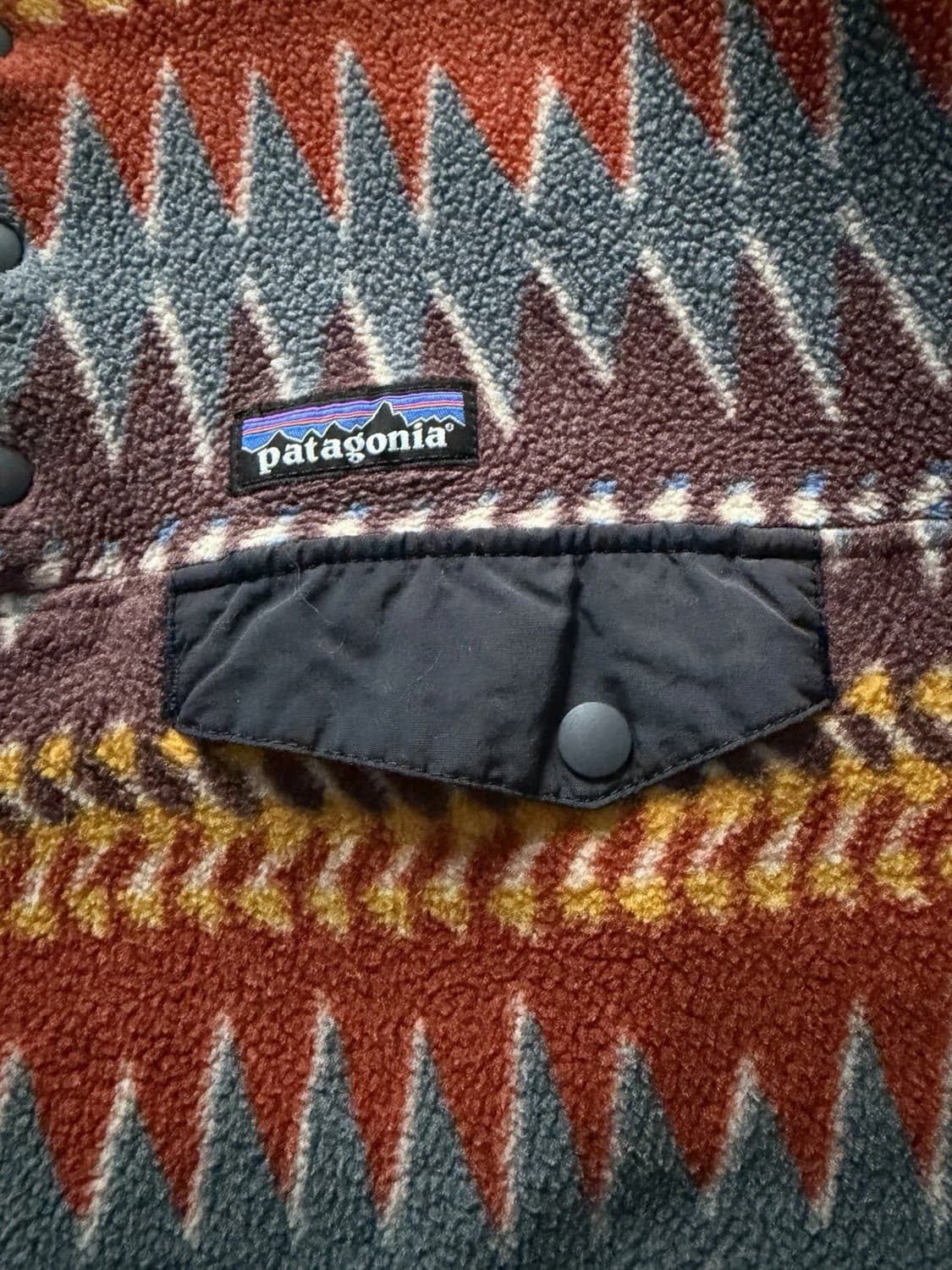 17FW 파타고니아 신칠라 스냅-T 래핑 워터스 상품이미지4