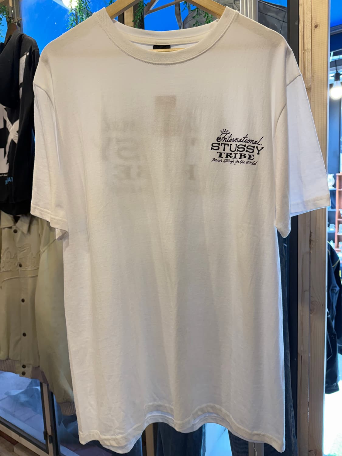 스투시 트라이브 스택 화이트 반팔 티셔츠  상품이미지1