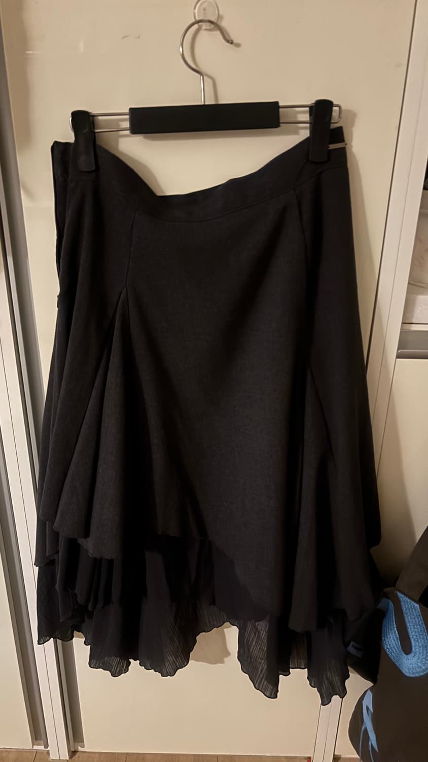 미세키서울 언발란스 레이어드 스커트 차콜 2 상품이미지6