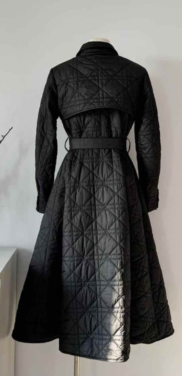 블랙 퀄팅 롱코트 (44-77) 상품이미지2