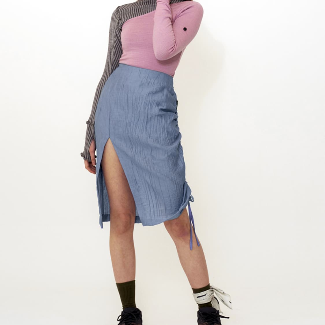 오드원아웃(odd one out) 플래트 스트링스커트 55-66 새상품 상품이미지1