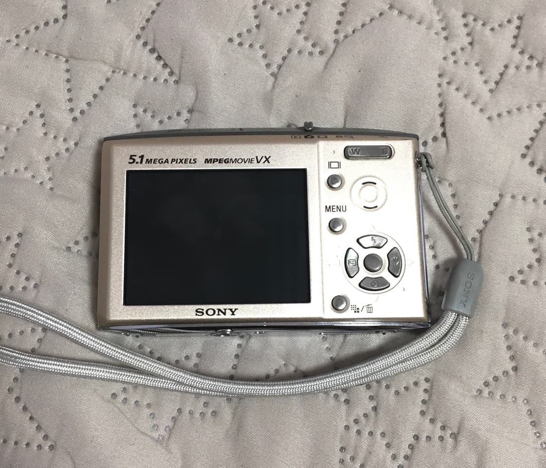 새상품 / 풀박 ) 소니 사이버샷 t5 빈티지 디카 판매 상품이미지2