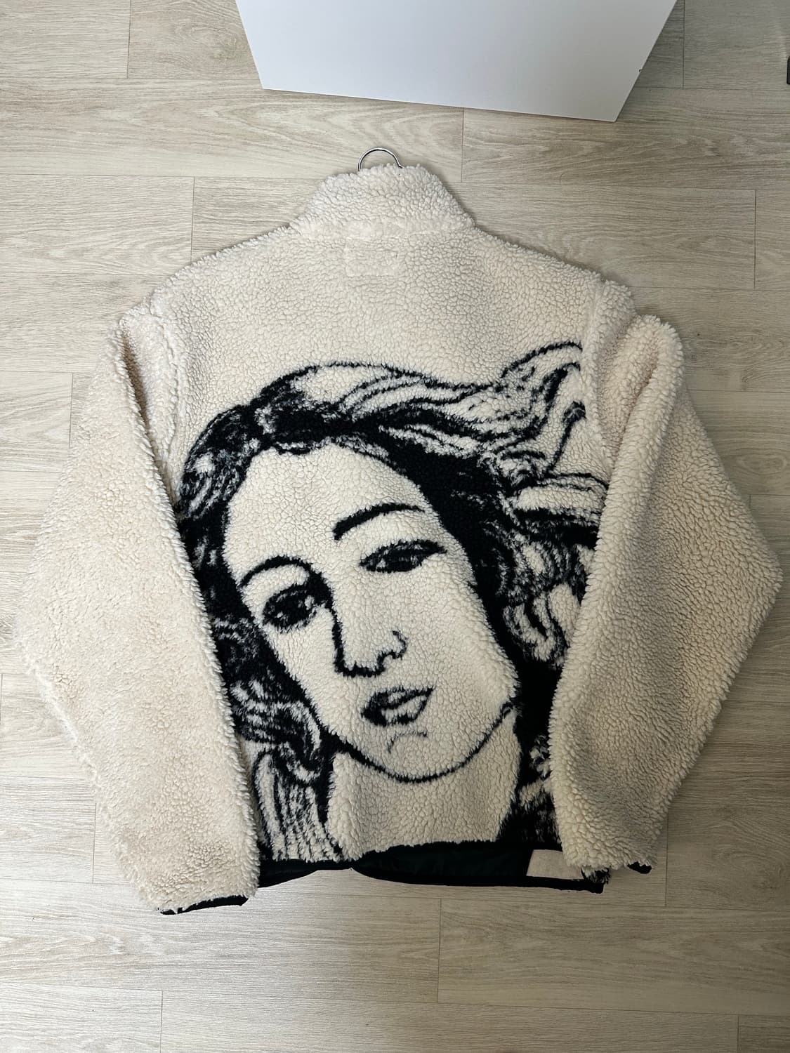 스투시 비너스 자카드 세르파 자켓 상품이미지7