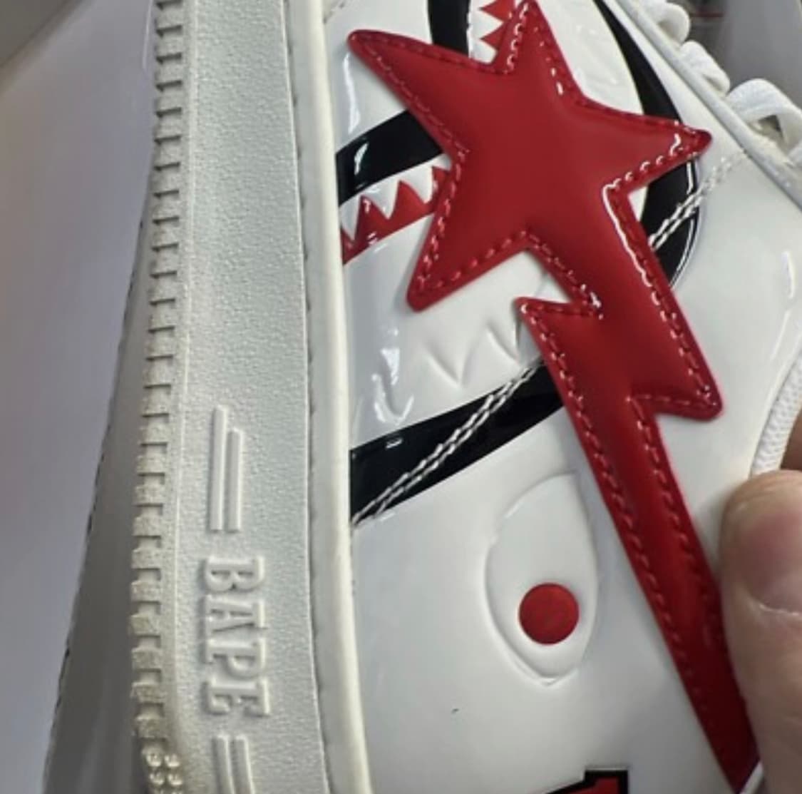 베이프스타 화이트 새상품 270 상품이미지3