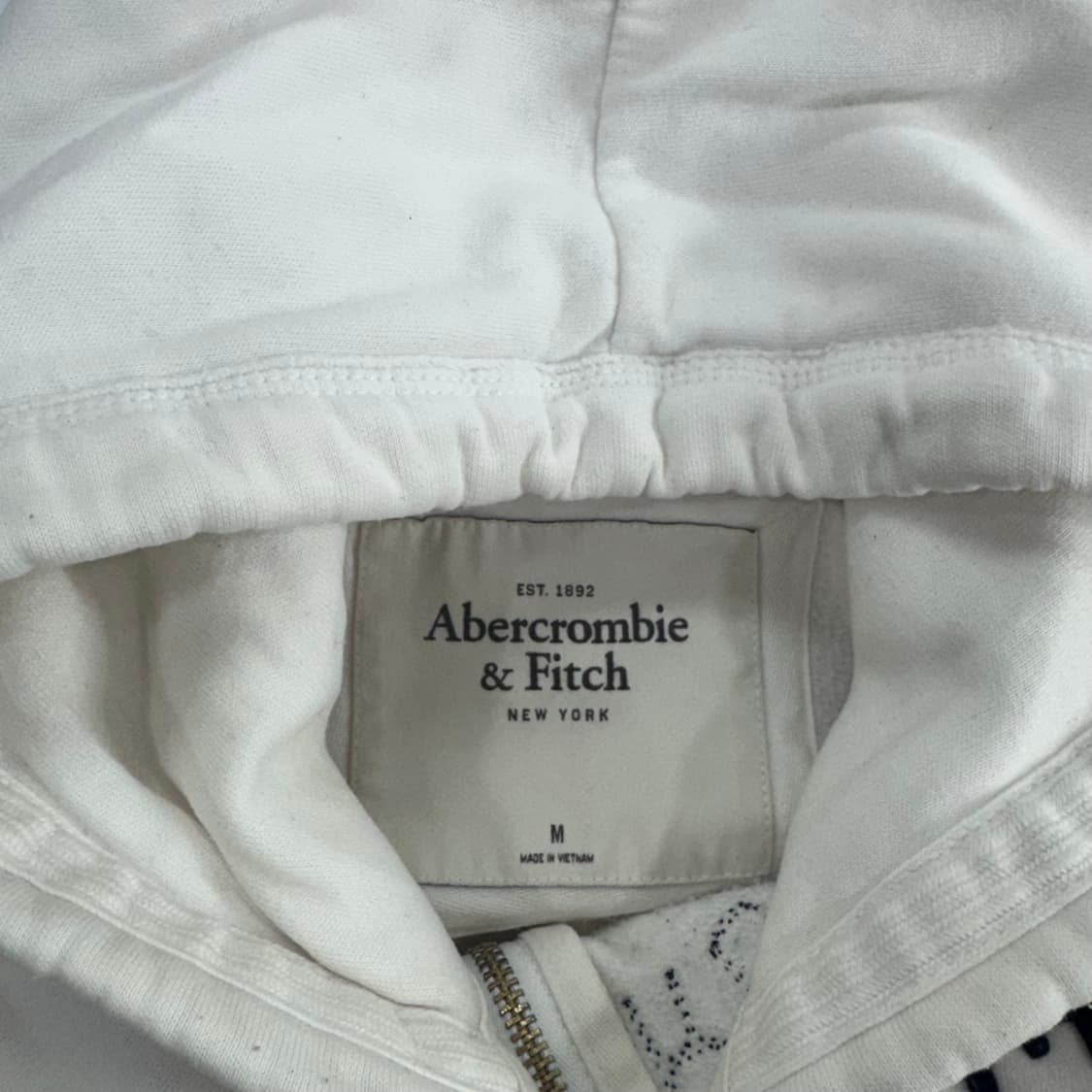 Abercrombie 아베크롬비 네이비 스펠아웃 로고 화이트 후드집업 상품이미지5