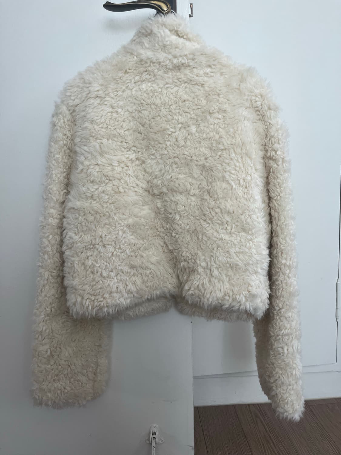 여성 크롭퍼자켓 상품이미지2