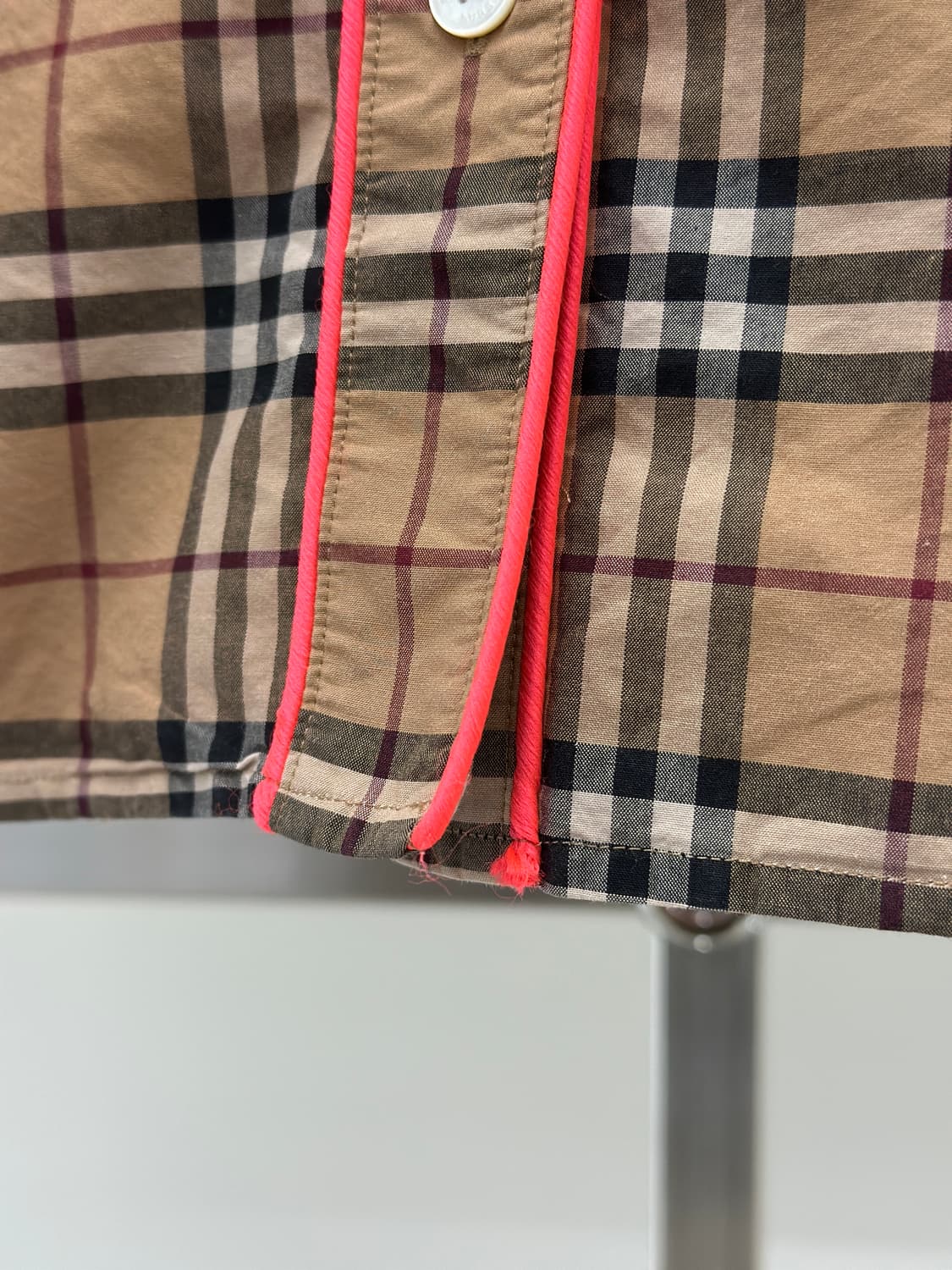 버버리 신형 노바체크 파이핑 셔츠  상품이미지8