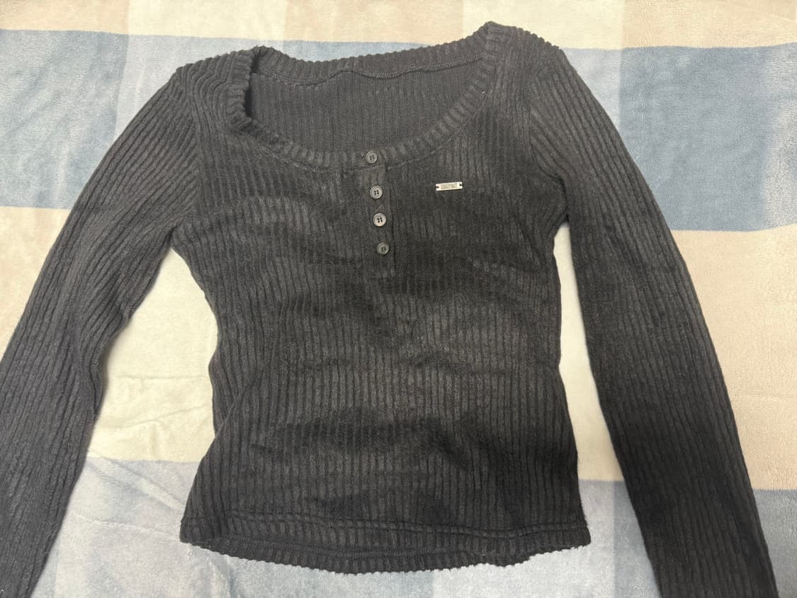 카키포인트 Ribbed Button T-shirt (black) 상품이미지3