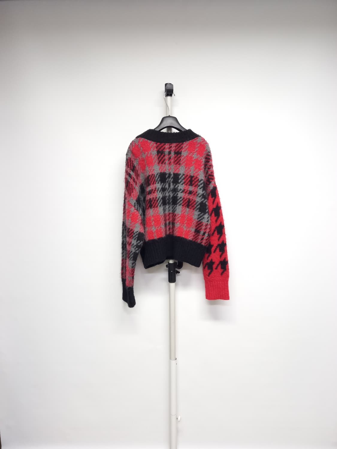 비비안웨스트우드 춘추동 울 루즈박시핏 가디건 S 55-77 상품이미지2