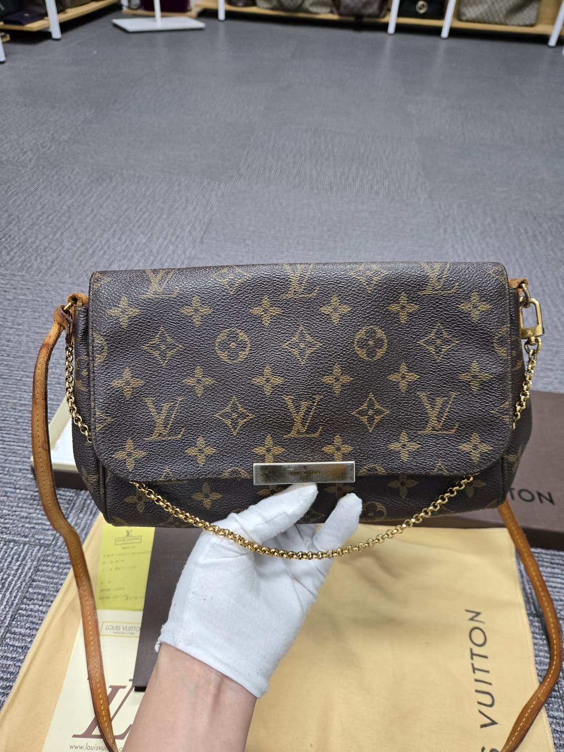 [특가][정품] 루이비통 페이보릿mm 크로스백 상품이미지1