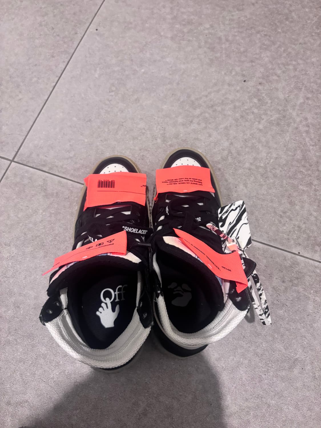 Off White 오프화이트 오프코트 3.0 하이탑 스니커즈 상품이미지2