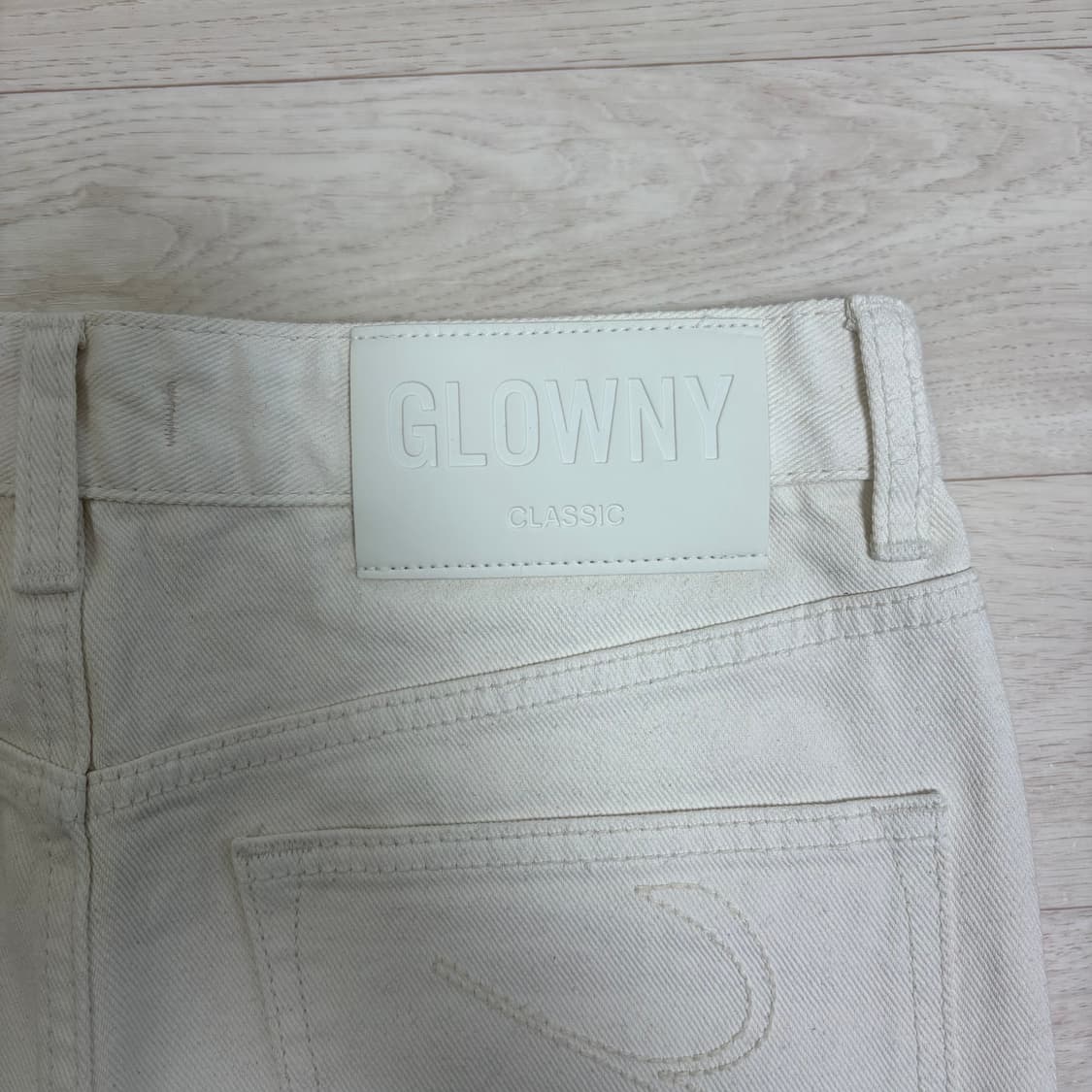 글로니 더 벨라 스커트 화이트 상품이미지4