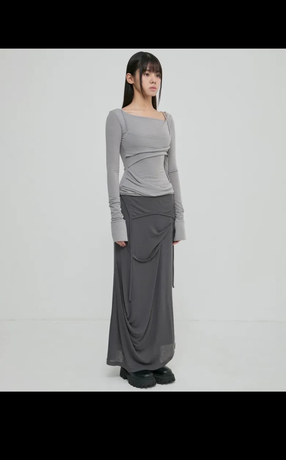 플레어업 레이어드 뷔스티에 모델착용컬러  상품이미지4